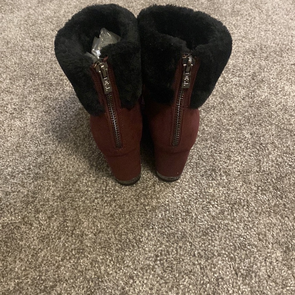 Women’s DKNY Wedge